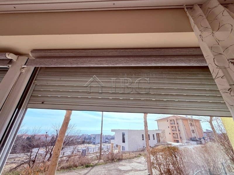 Sea view apartment with one bedroom in Sveti Vlas, Bulgaria, offering stunning coastal vistas.