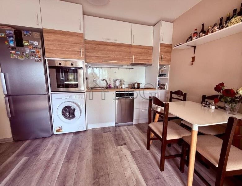 Bright, modern one-bedroom apartment with sea views in Sveti Vlas, Bulgaria.