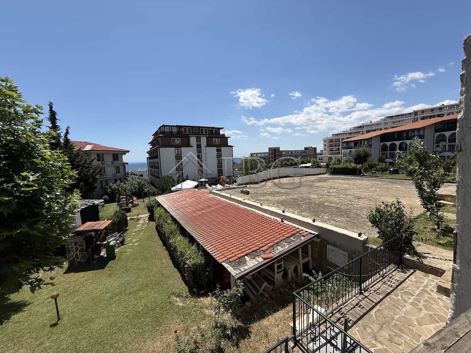 Spacious 2-bedroom apartment located in Vodenitsata Complex, Sveti Vlas, offering stunning views and.
