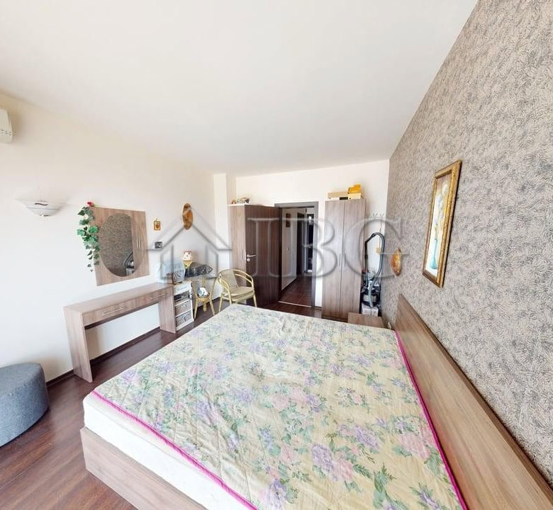 Spacious two-story maisonette located in the Imperial Heights complex, Kosharitsa, offering modern l.