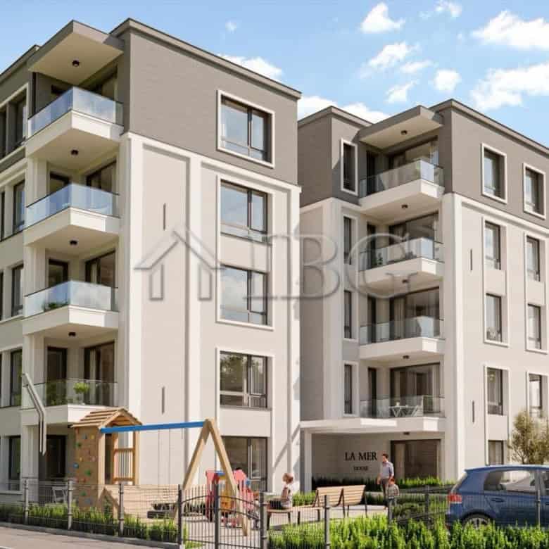 Beautiful La Mer House apartment complex in Ravda, Bulgaria, featuring contemporary design and spaci.