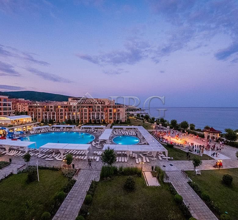 Beachfront apartment with pool at Premier Fort Beach, Sveti Vlas. Modern living near the sea with st.