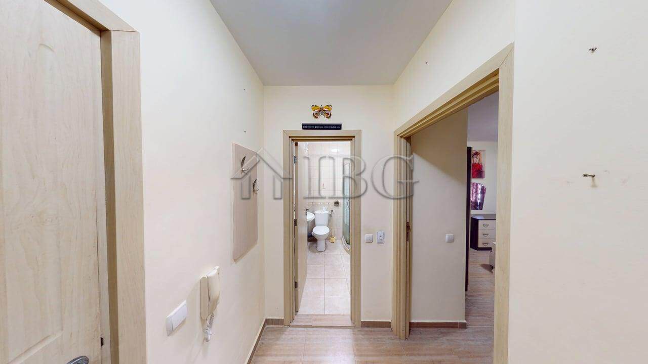 Bright one-bedroom apartment with modern interior in Rio. Perfect for investors or first-time buyers.