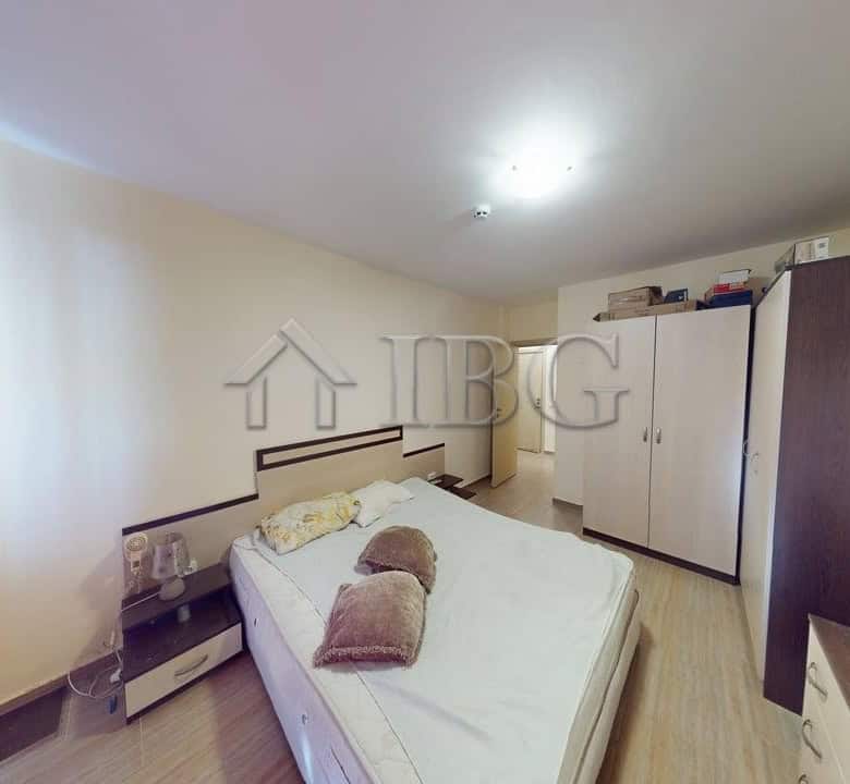 Cozy one-bedroom apartment for sale in Rio with modern furnishings and spacious layout.