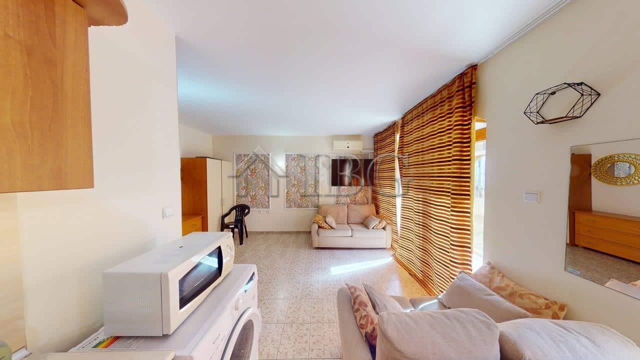 Cozy studio apartment with balcony overlooking a lush green yard in Royal Dreams, Sunny Beach. Perfe.
