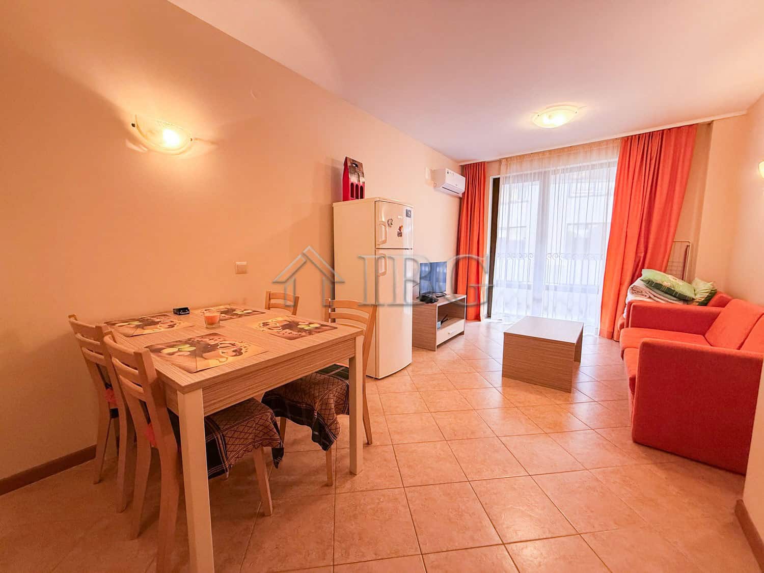 One-bedroom apartment with modern furnishings in Royal Sun, Sunny Beach, offering comfort and conven.