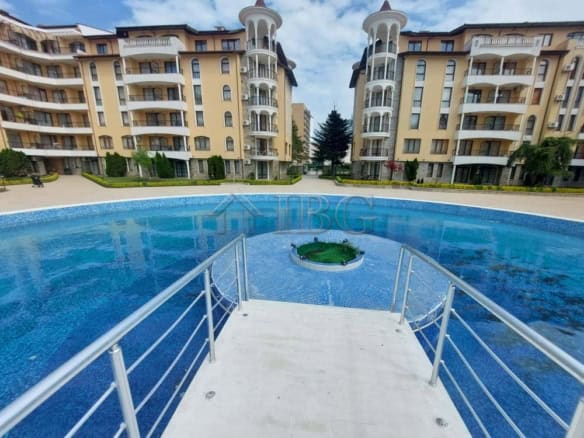 Apartment with pool in Sunny Beach, Bulgaria.
