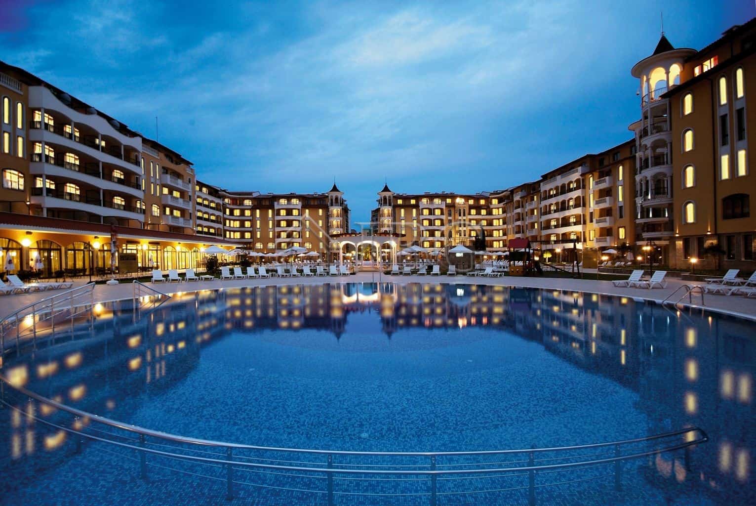 Luxury 1-bedroom apartment with pool in Sunny Beach, Bulgaria | Royal Sun complex.