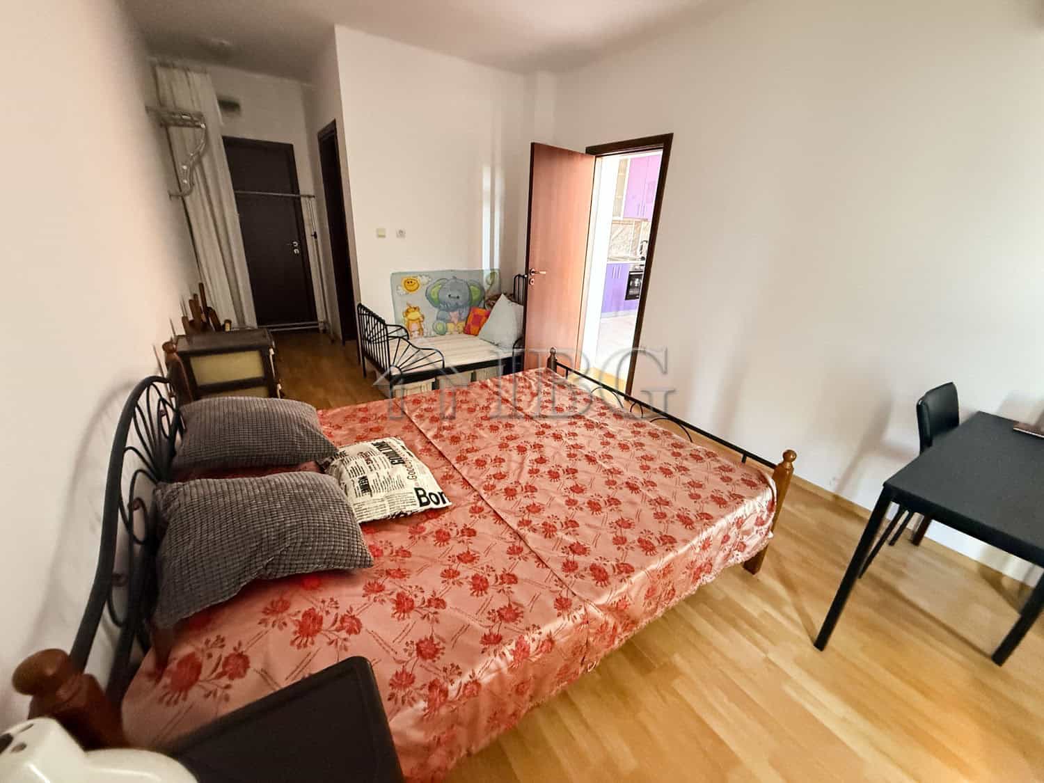 Bright furnished 2-room apartment near Sunny Beach, perfect for holiday or investment. Modern interi.