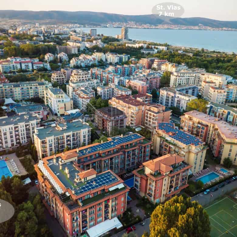 Spacious 1-bedroom apartment with garden located in Sunny View Central, Block 7, offering comfort an.