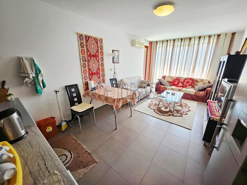 Bright apartment with 2 bedrooms, 2 bathrooms, and sunny north-facing views in Sunny Beach.