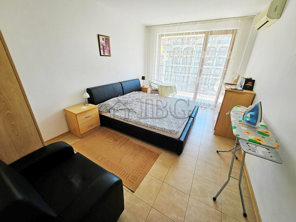 Bright 2-bedroom apartment with pool view and sunny balcony in Sunny Beach.