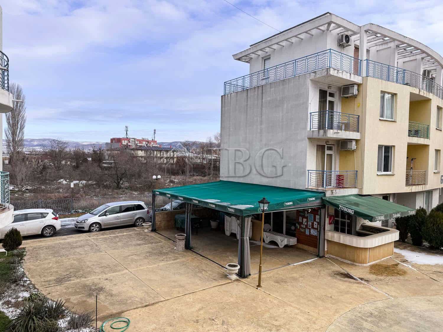 Bright studio apartment with pool view in a sunny beach location. Perfect for relaxing holidays or i.