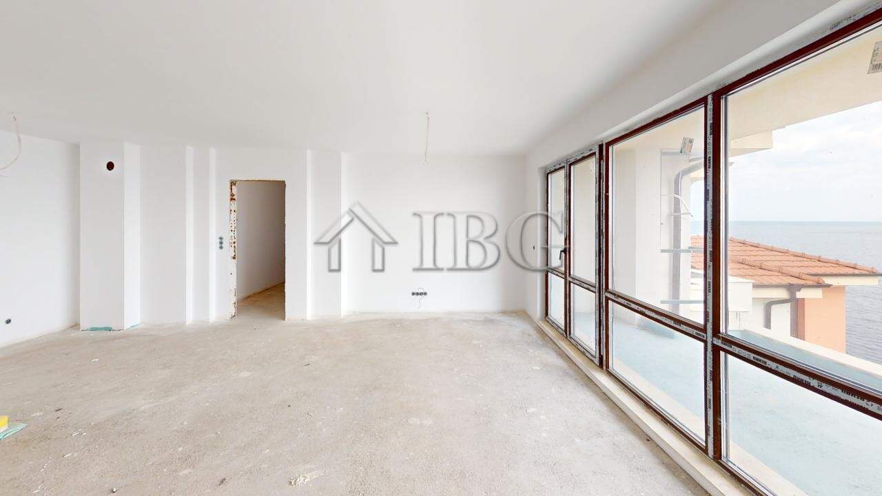 Spacious 2-bedroom apartment offering stunning sea views in Villa Metara, Ravda. Perfect for seaside.