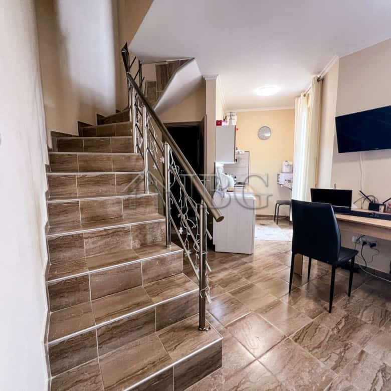 Bright 1-bedroom apartment with pool view in Sunny Beach, perfect for relaxing holidays. Modern inte.