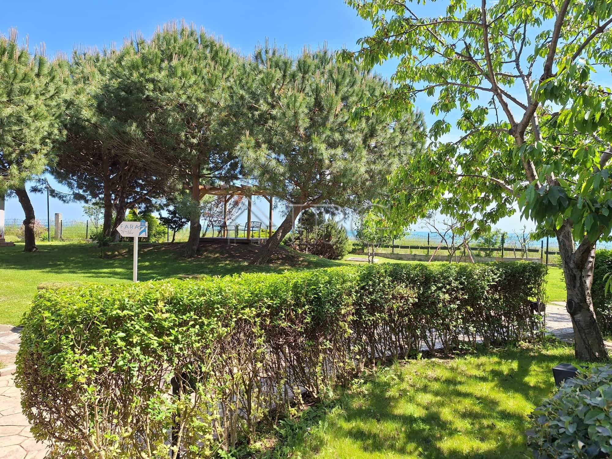 Spacious apartment with veranda offering park and sea views in Marina Cape, Aheloy beachfront comple.