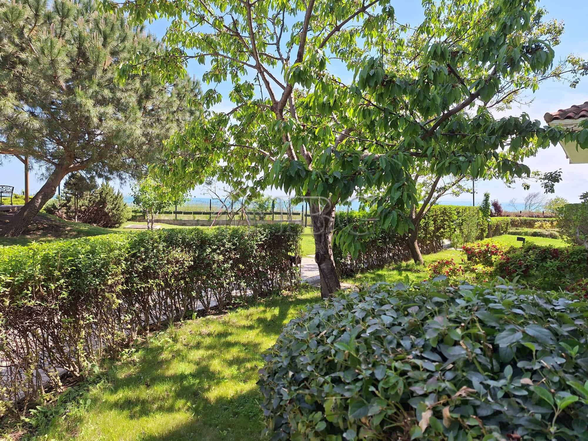 Spacious apartment with veranda offering park and sea views in Marina Cape, Aheloy beachfront comple.