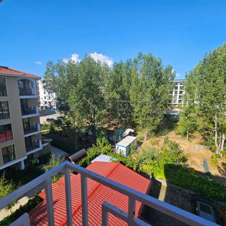 Bright 1-bedroom apartment with balcony in Gerber 4 Residence, Sunny Beach, Bulgaria.