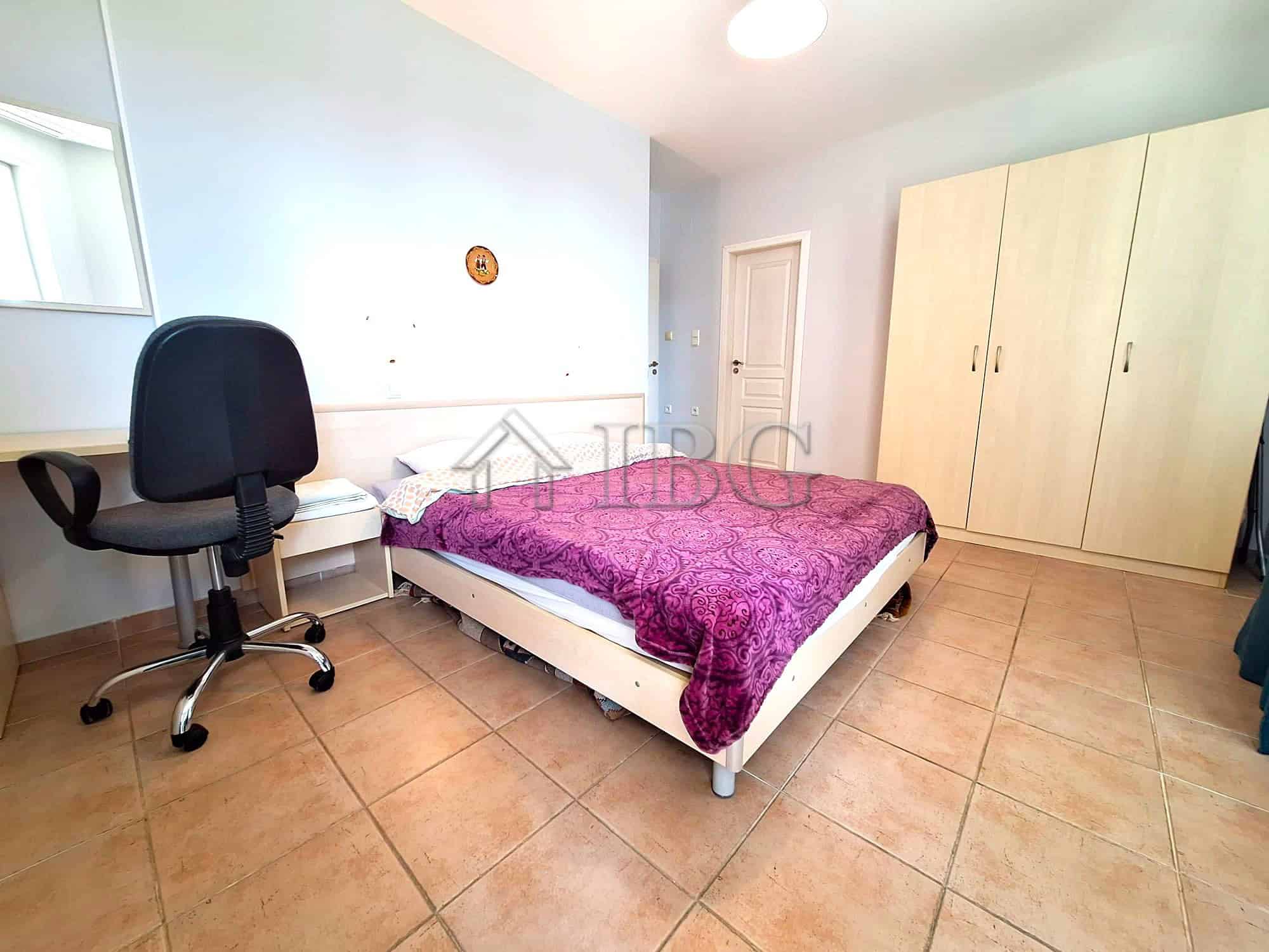 Spacious 2-bedroom apartment featuring a pool view in Breeze complex, Sunny Beach. Perfect for comfo.