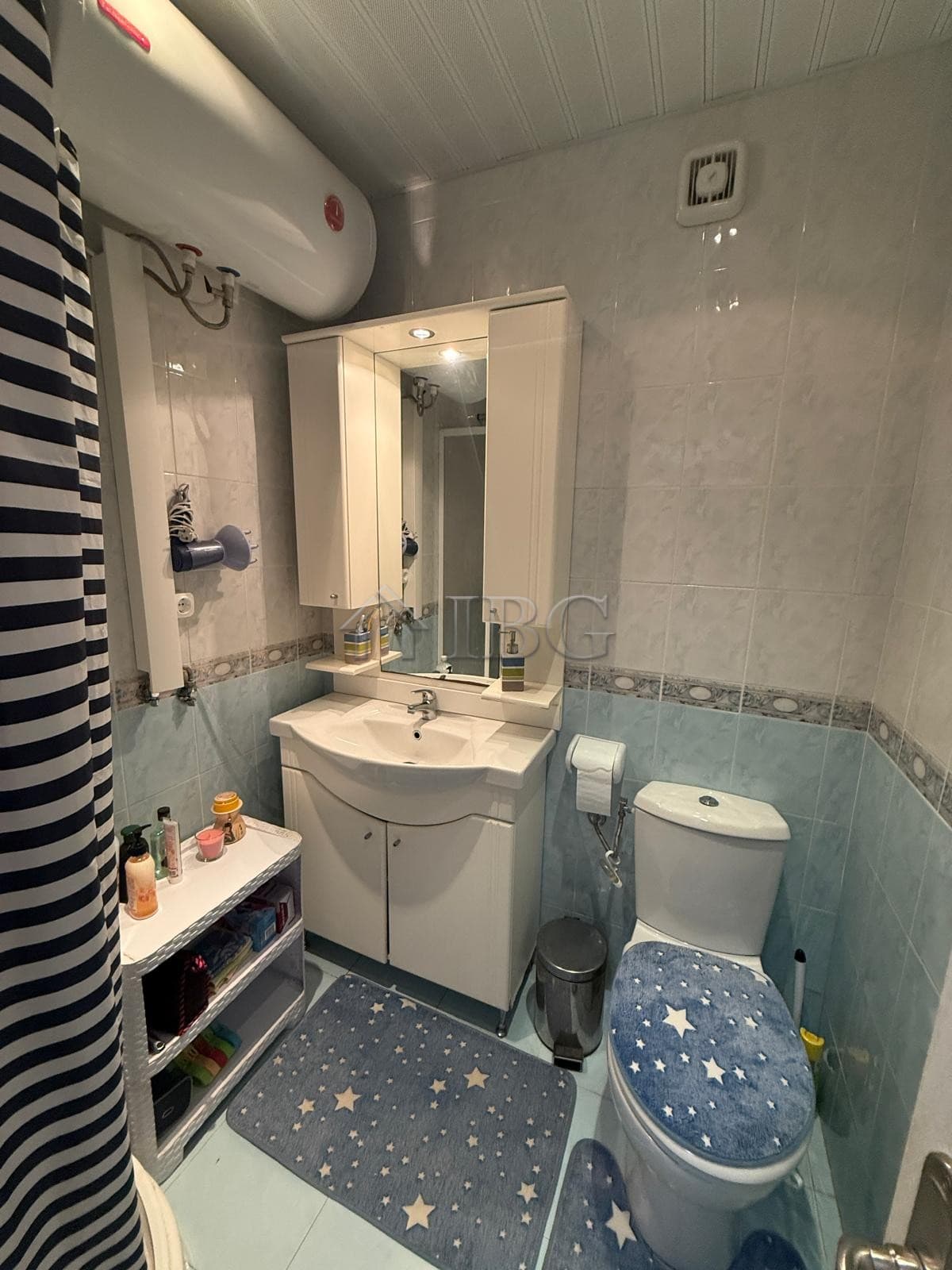 Bright bathroom with modern fixtures in Sun City 1, Sunny Beach.