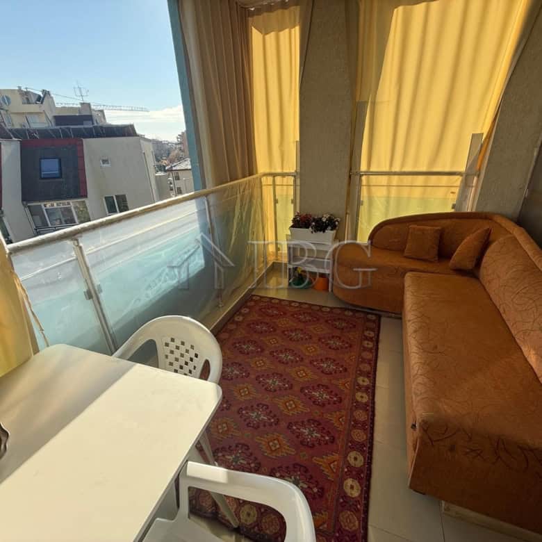 Bright studio apartment with balcony in Sun City 1, Sunny Beach. Perfect for holiday or investment.