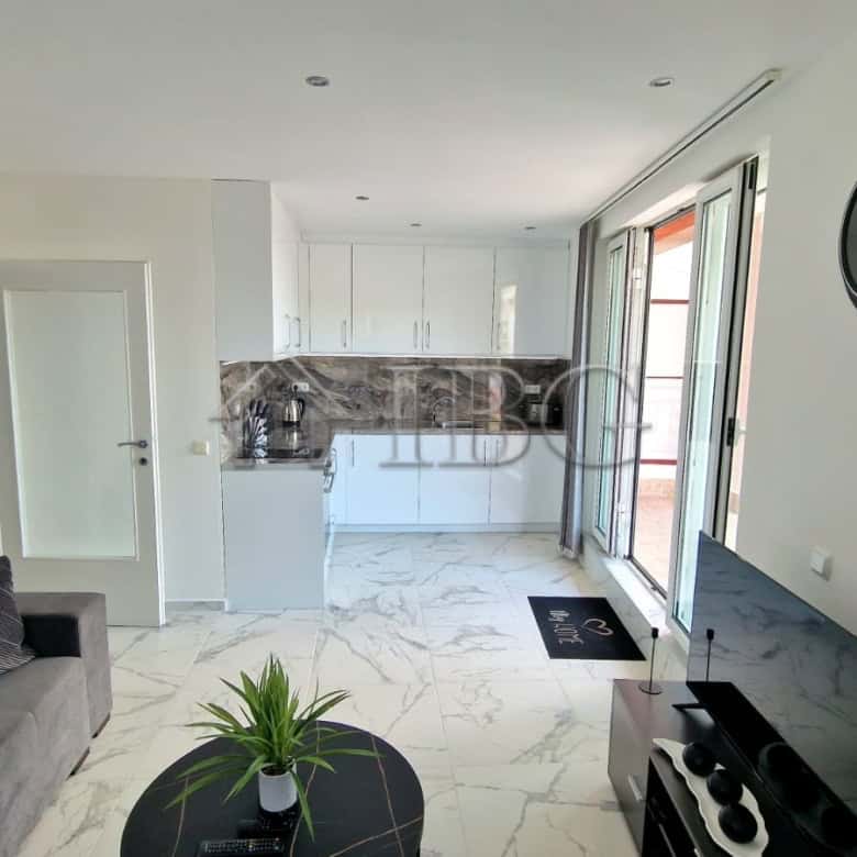 Bright renovated apartment with spacious terrace and stunning sea views in Sveti Vlas. Modern interi.
