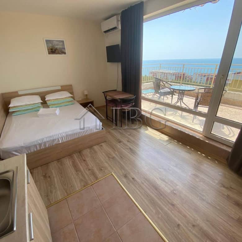 Sea view studio apartment with balcony at Crown Fort Club, Grand Resort Fortnoks. Perfect for relaxi.