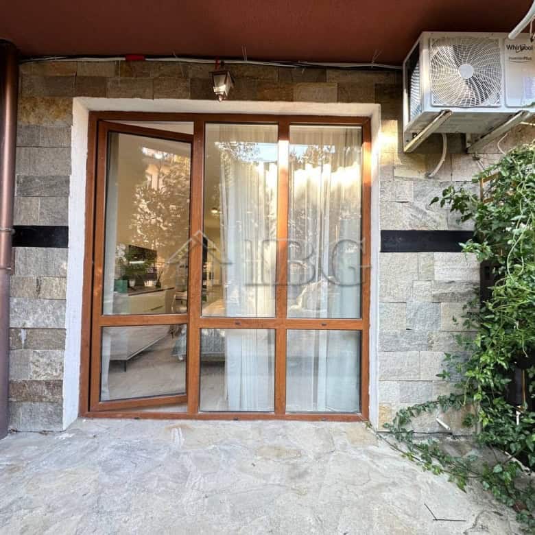 Bright studio apartment with balcony in Panorama Bay 2, Sveti Vlas.