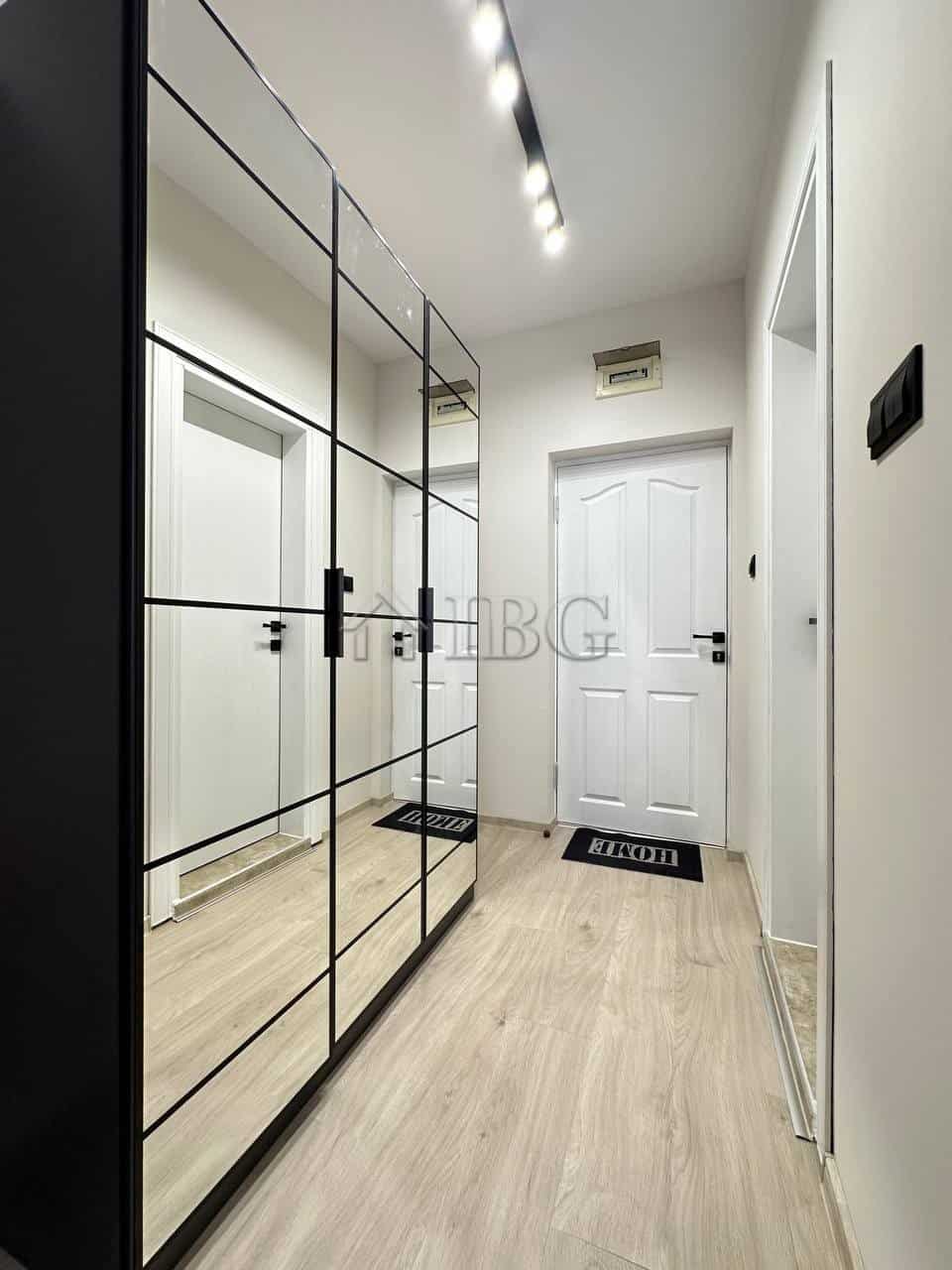Bright entrance hall of a studio apartment in Panorama Bay 2, Sveti Vlas, featuring a large mirrored.