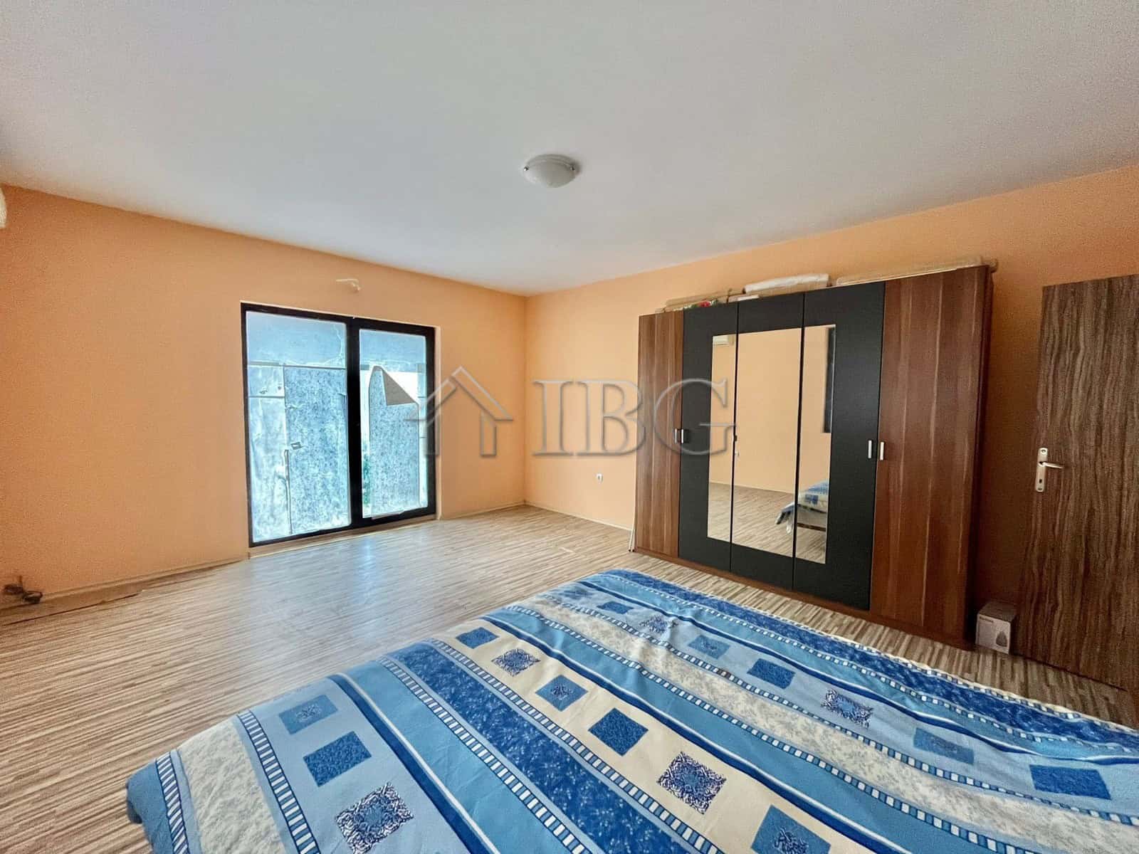 Detached house with private pool and no maintenance fee in Goritsa Village.