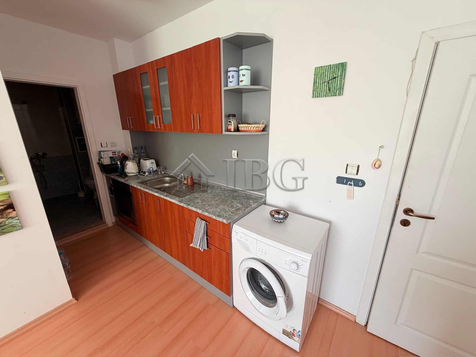 Bright 1-bedroom apartment for sale in Sunny Day 5, Sunny Beach, with modern kitchen and convenient.