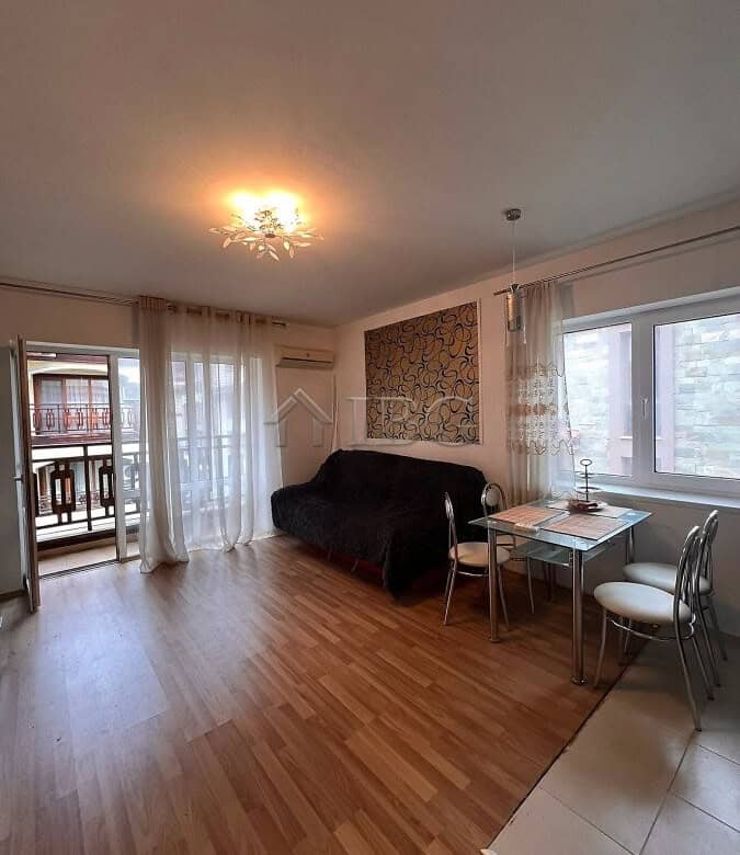 Bright studio apartment with balcony, modern furnishings, and scenic views in Sveti Vlas.