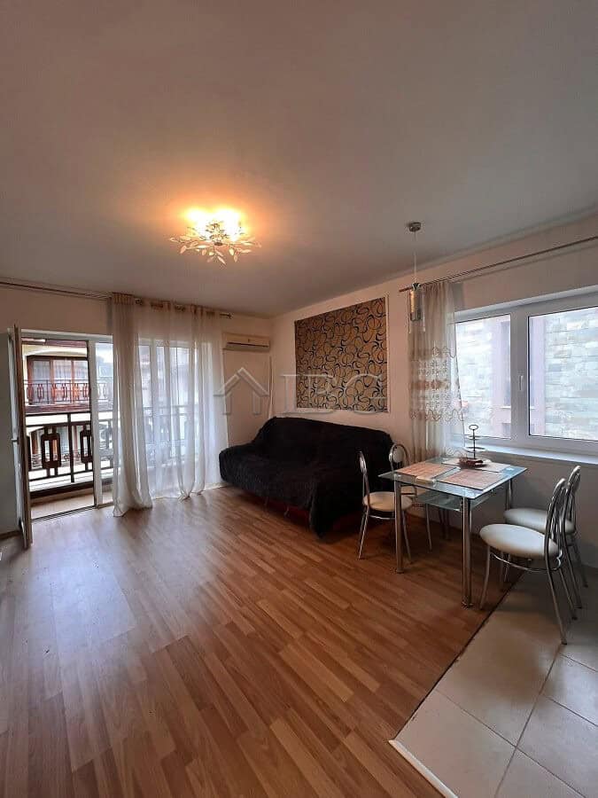Bright studio apartment with balcony, modern furnishings, and scenic views in Sveti Vlas.