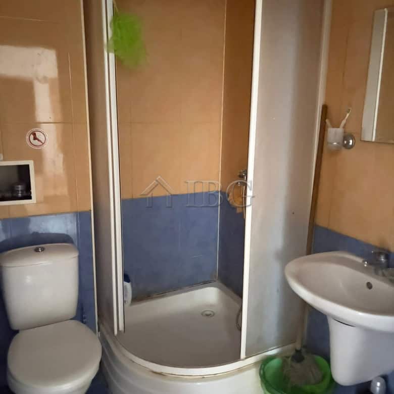 Apartment with shower in Yassen, Sunny Beach, close to the sea.