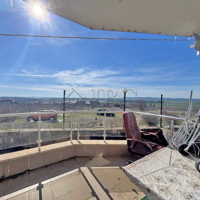 Balcony of a one-bedroom apartment with stunning sea views in Complex Anna Maria, Kosharitsa.