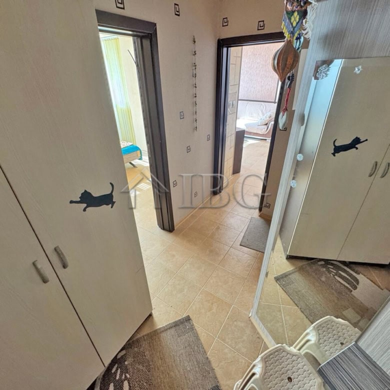 Bright one-bedroom apartment with sea view in complex Anna Maria, Kosharitsa. Perfect for relaxing h.