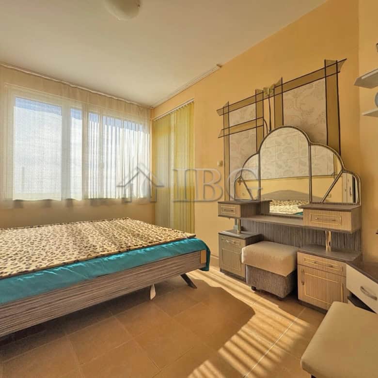One-bedroom apartment with sea view in complex Anna Maria, Kosharitsa.