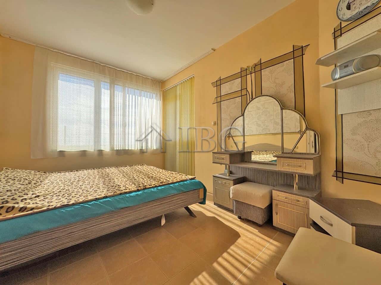 One-bedroom apartment with sea view in complex Anna Maria, Kosharitsa.