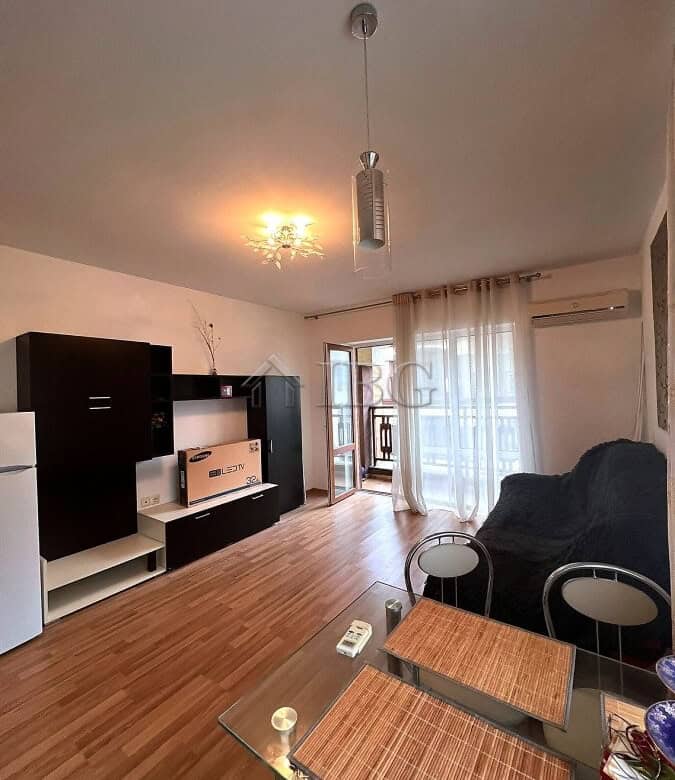 Modern studio apartment with balcony in Sveti Vlas, perfect for comfortable living or vacation renta.