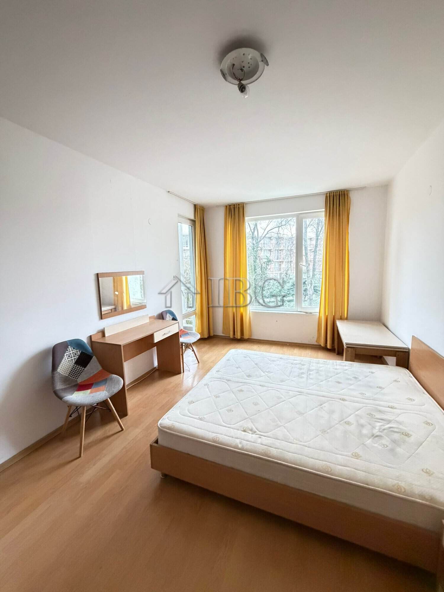 Bright 1-bedroom apartment with sea views in Yassen, Sunny Beach, perfect for relaxing holidays.