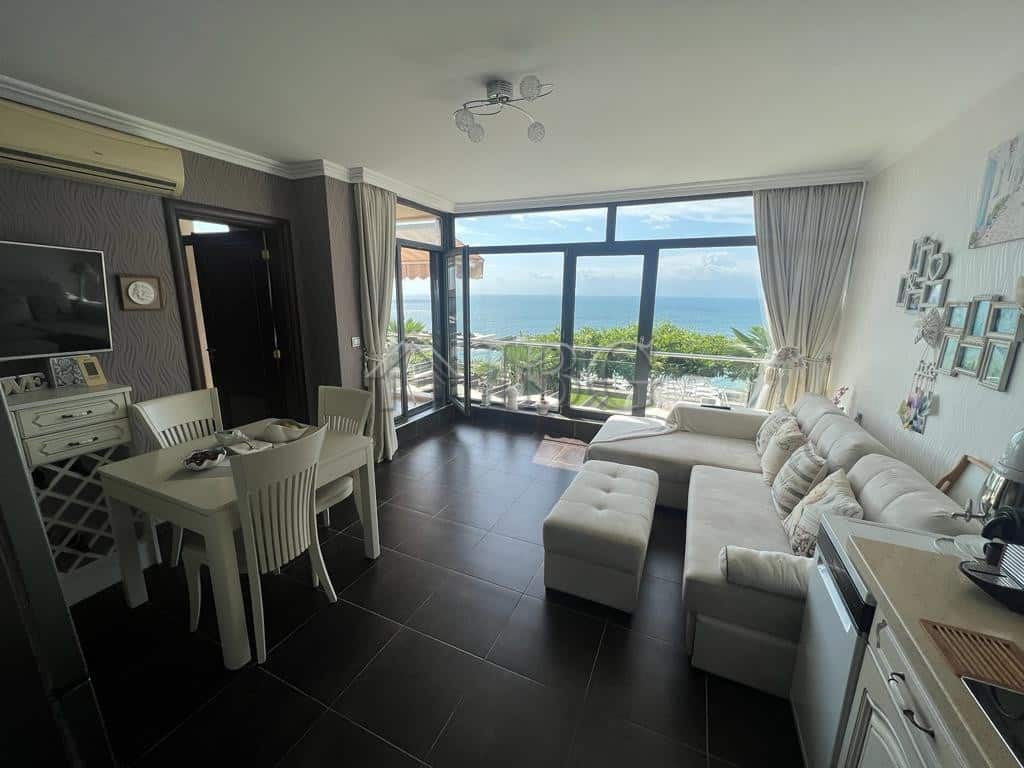 Modern two-bedroom apartment overlooking the sea in Sveti Vlas. Bright, spacious living area with pa.