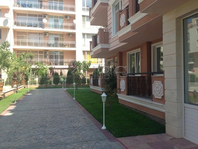 Apartment with pool view, garden, and modern amenities in Sunny Beach.