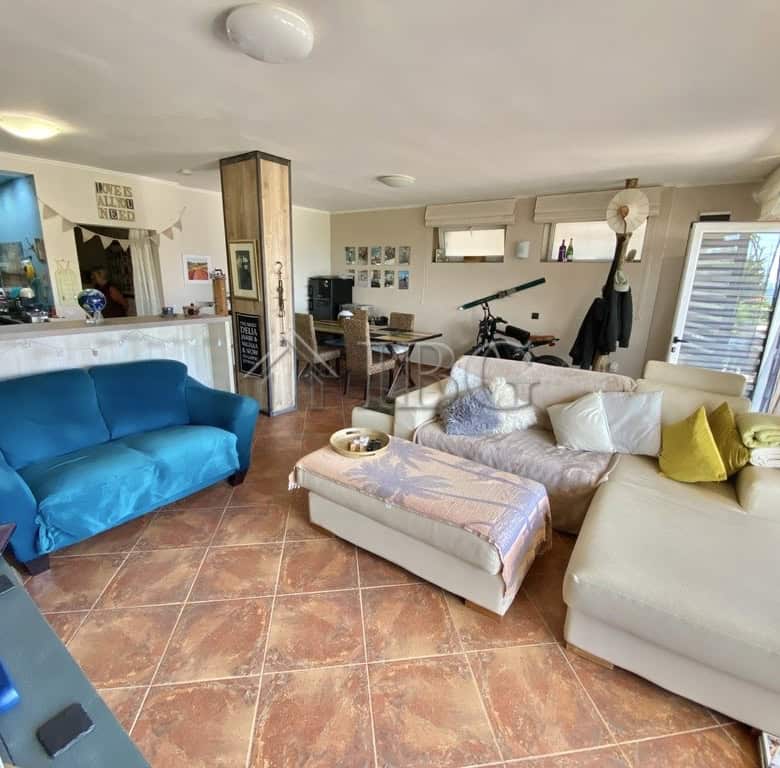Bright interior of a spacious sea view apartment with 3 bedrooms and 2 bathrooms in Sveti Vlas. No m.