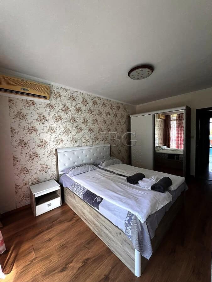 Spacious 2-bedroom apartment featuring a pool and partial sea view in Sunny Beach. Perfect for relax.