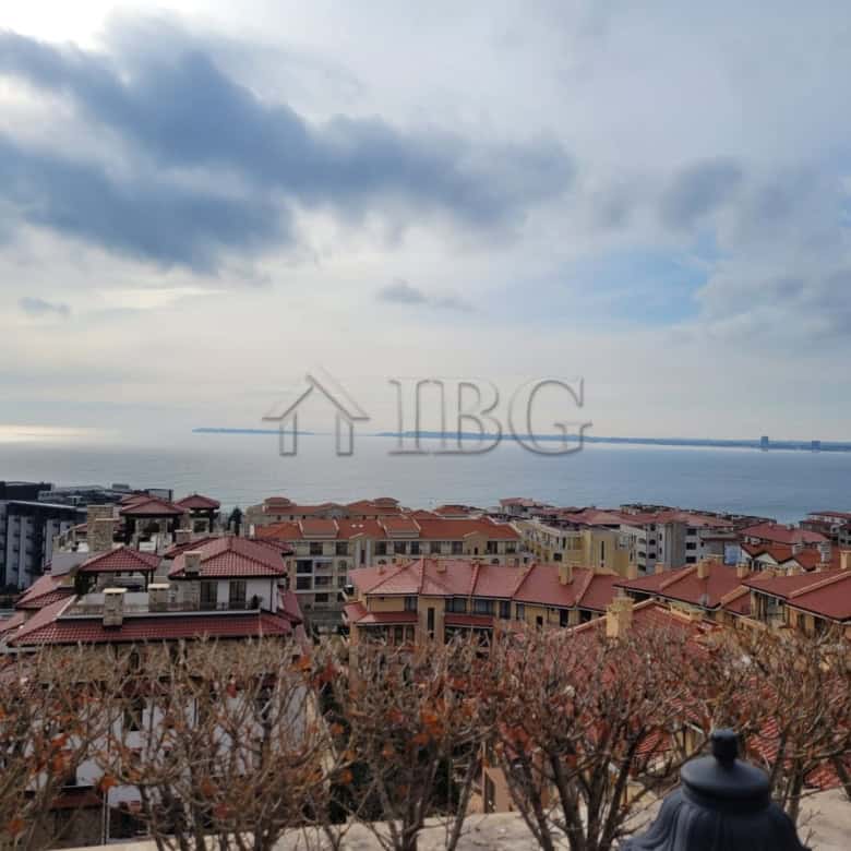 Sea view apartments with panoramic vistas of the Black Sea in Sveti Vlas. Luxurious living space in.