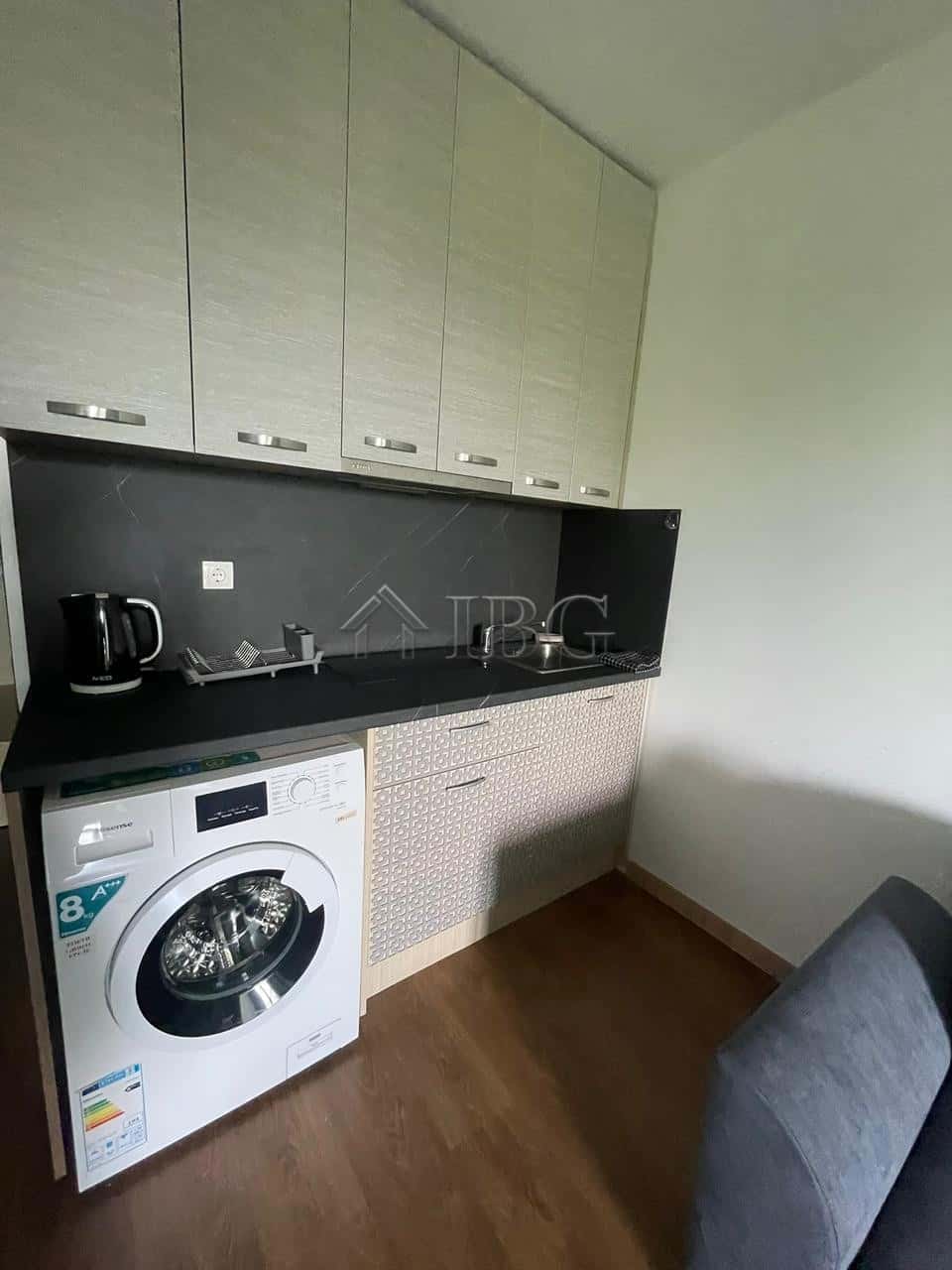 Compact studio with balcony in Sunny View Central, Sunny Beach.