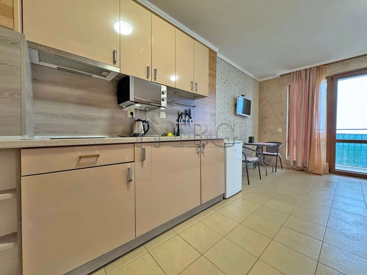 Studio apartment with modern kitchen in Diamond Bay, Sunny Beach, Bulgaria.