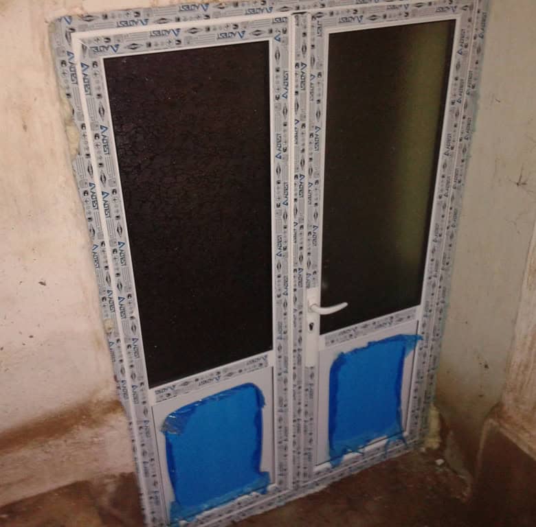 Renovation-ready 3-bedroom house in Stezherovo, Pleven, Bulgaria, perfect for investment or family l.