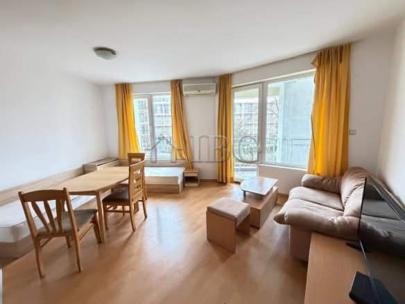 Bright 1-bedroom apartment with sea views in Yassen, Sunny Beach. Perfect for relaxing holidays or i.