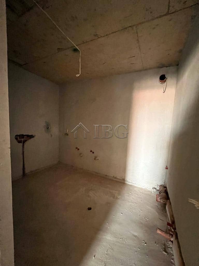 Interior view of a 3-bedroom apartment in Sveti Vlas, currently under construction with unfinished w.